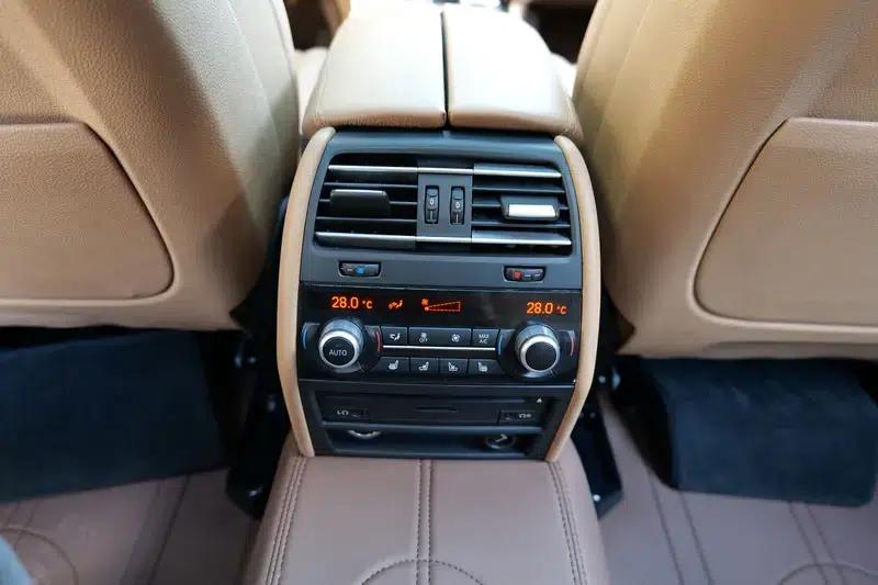 BMW 7 Series 2013 730Li Leading Edition — миниатюра 21