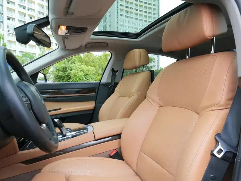 BMW 7 Series 2013 730Li Leading Edition — миниатюра 44