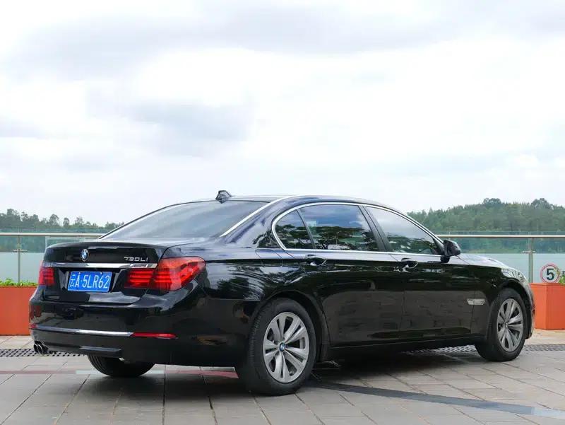 BMW 7 Series 2013 730Li Leading Edition — миниатюра 6