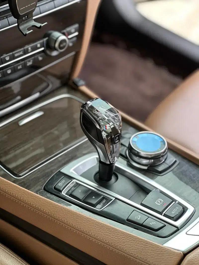 2013 BMW 7 Series 740Li xDrive — миниатюра 33