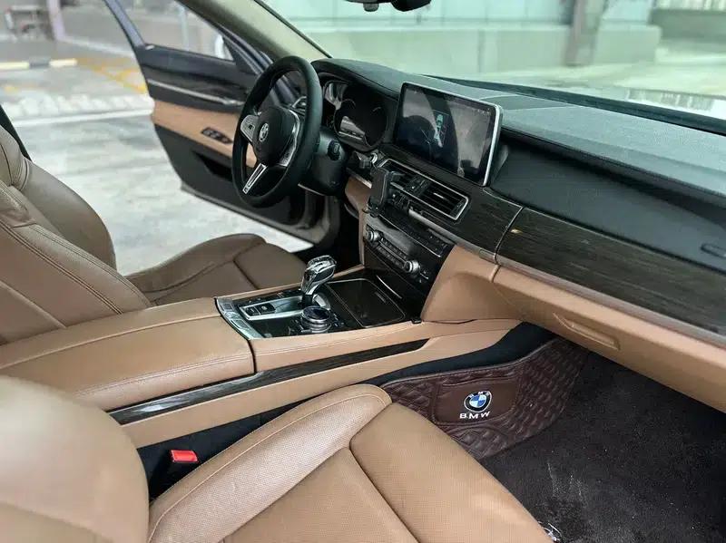 2013 BMW 7 Series 740Li xDrive — миниатюра 35