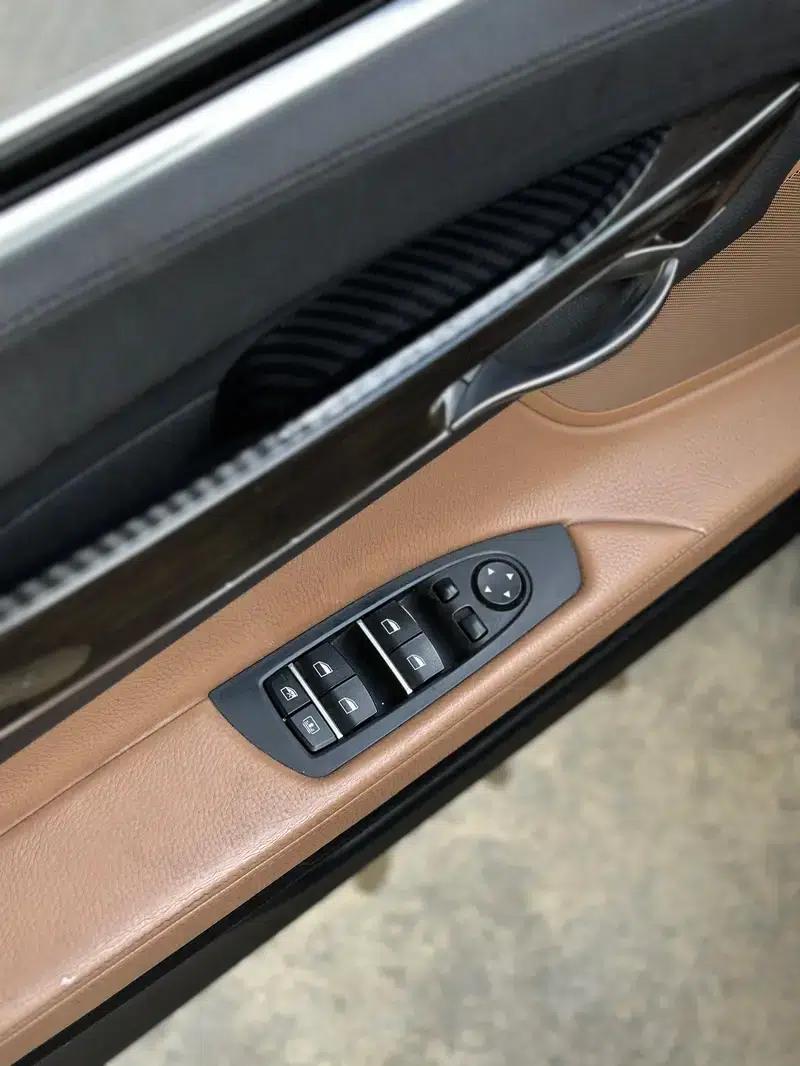 2013 BMW 7 Series 740Li xDrive — миниатюра 41
