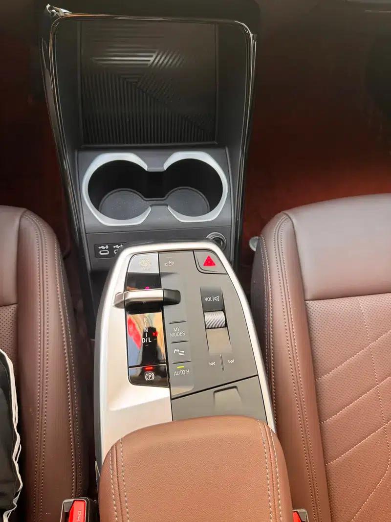 2023 BMW X1 sDrive20Li X Design Package — миниатюра 8