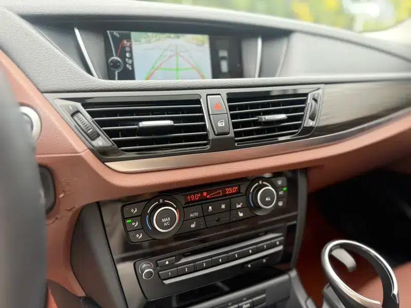 2014 BMW X1 xDrive28i X Design Package — миниатюра 7