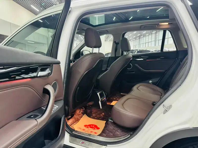 BMW X1 2020 sDrive20Li Fashion Edition — миниатюра 26