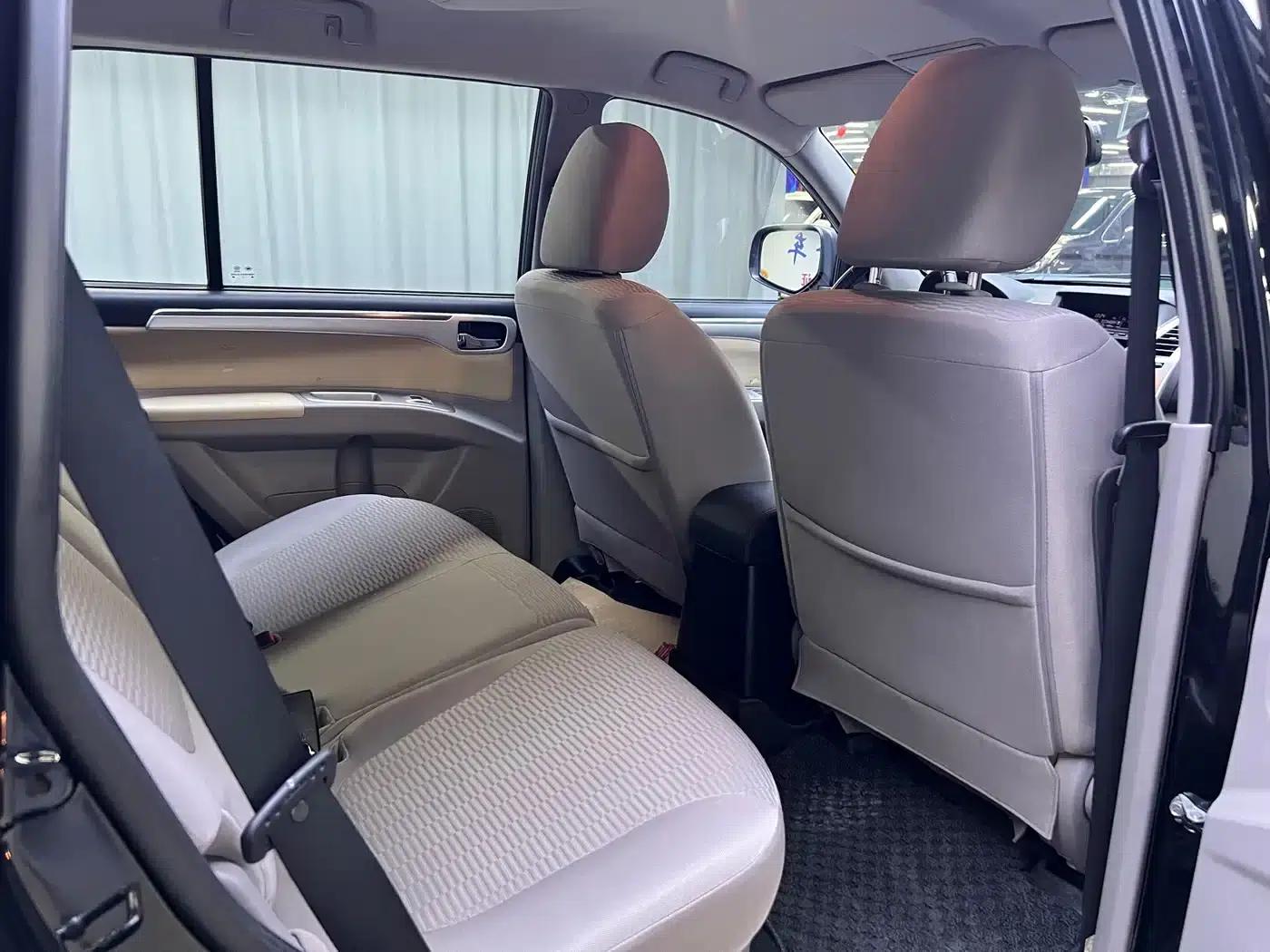 2013 Pajero Sport 3.0L Automatic 4WD Executive Edition — миниатюра 15