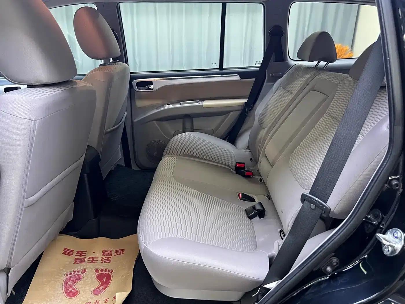 2013 Pajero Sport 3.0L Automatic 4WD Executive Edition — миниатюра 16