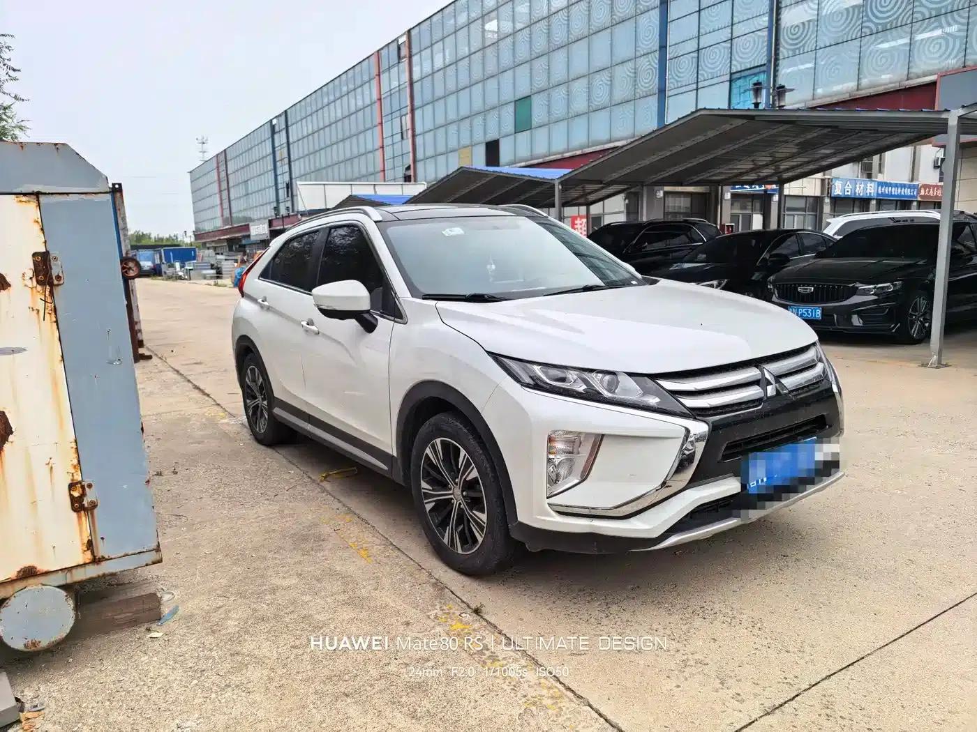Eclipse Cross 2021 1.5T CVT 4WD True Self Edition — миниатюра 2