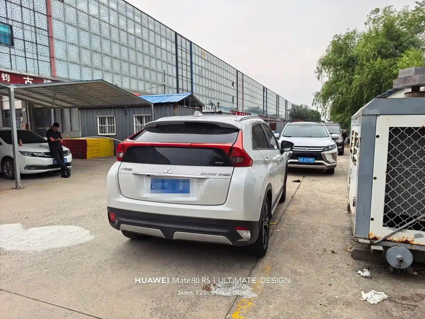 Eclipse Cross 2021 1.5T CVT 4WD True Self Edition — миниатюра 4