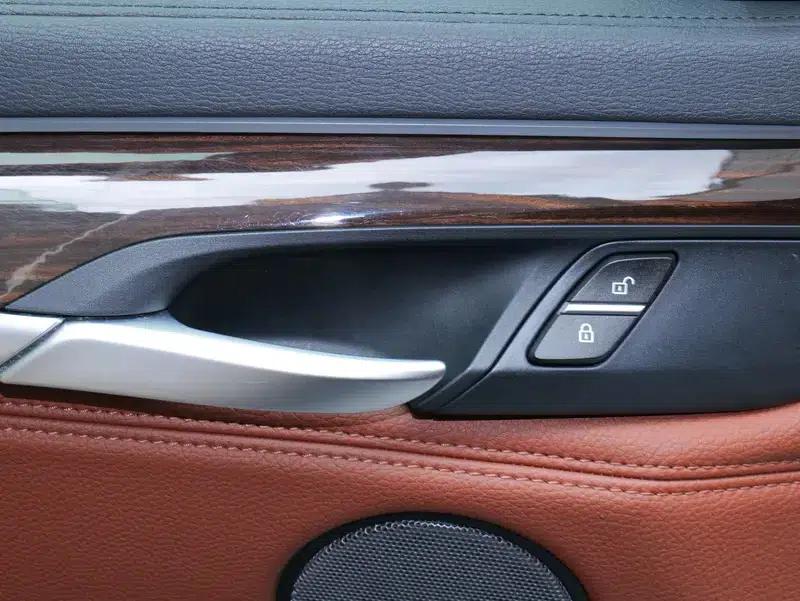 BMW X6 2015 xDrive35i Leading Edition — миниатюра 19