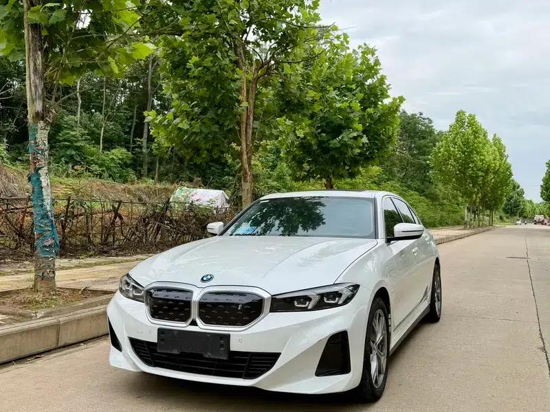 BMW i3 2023 eDrive35L — миниатюра 1