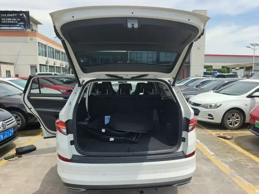 2024 Skoda Kodiaq TSI330 7-seater 2WD Luxury Edition — миниатюра 19