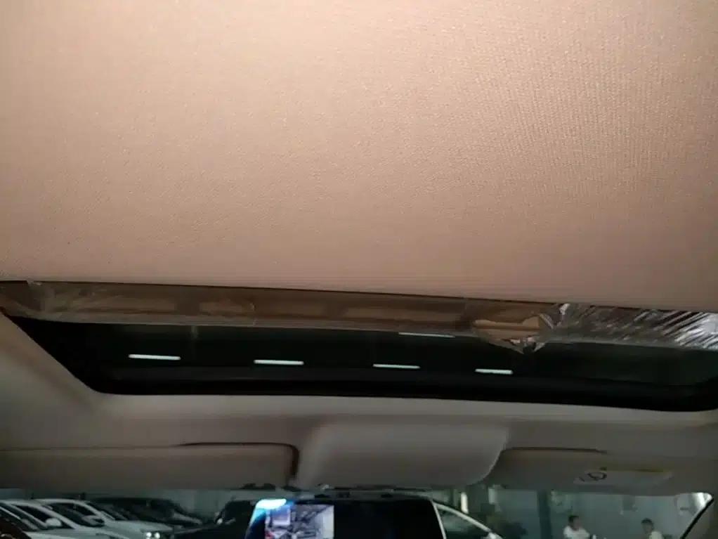 Rapid Spaceback 2016 Facelift 1.6L Automatic Comfortline — миниатюра 18