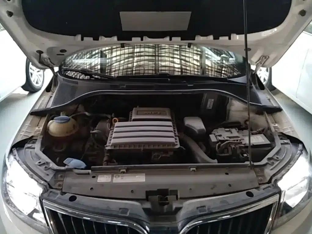 Rapid Spaceback 2016 Facelift 1.6L Automatic Comfortline — миниатюра 20