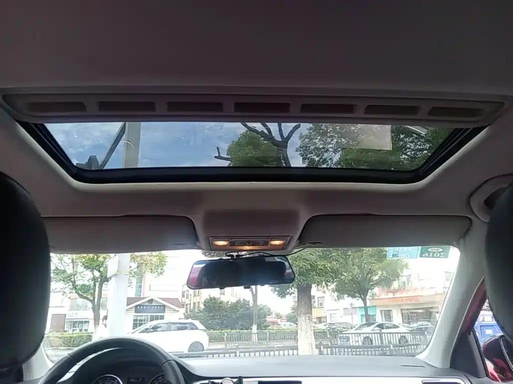 Rapid 2014 1.6L Automatic Enjoy Edition — миниатюра 18