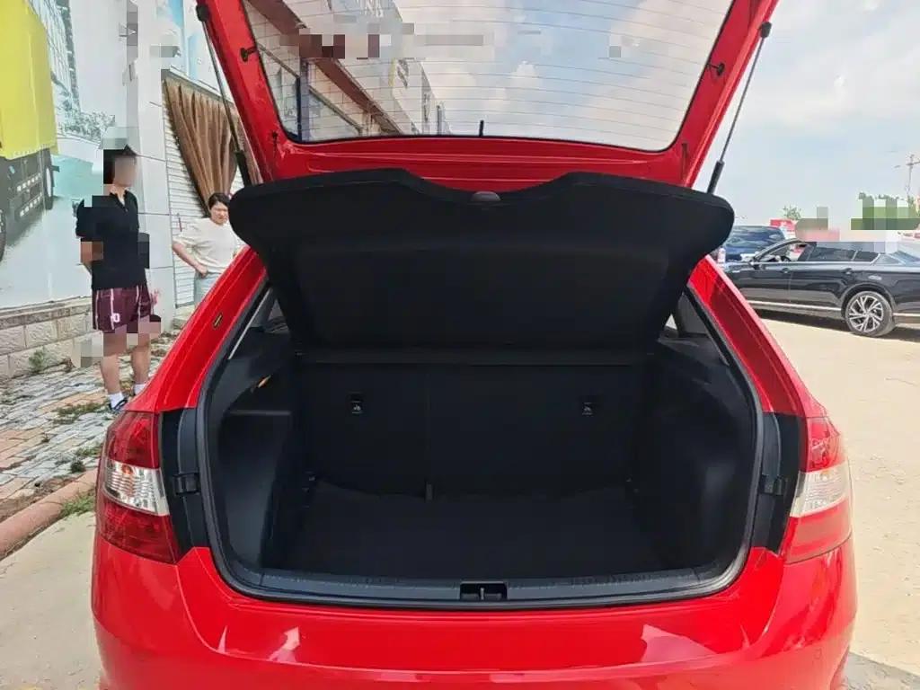 Rapid 2019 Facelift 1.5L Automatic Comfort Edition (China VI Emission Standard) — миниатюра 19