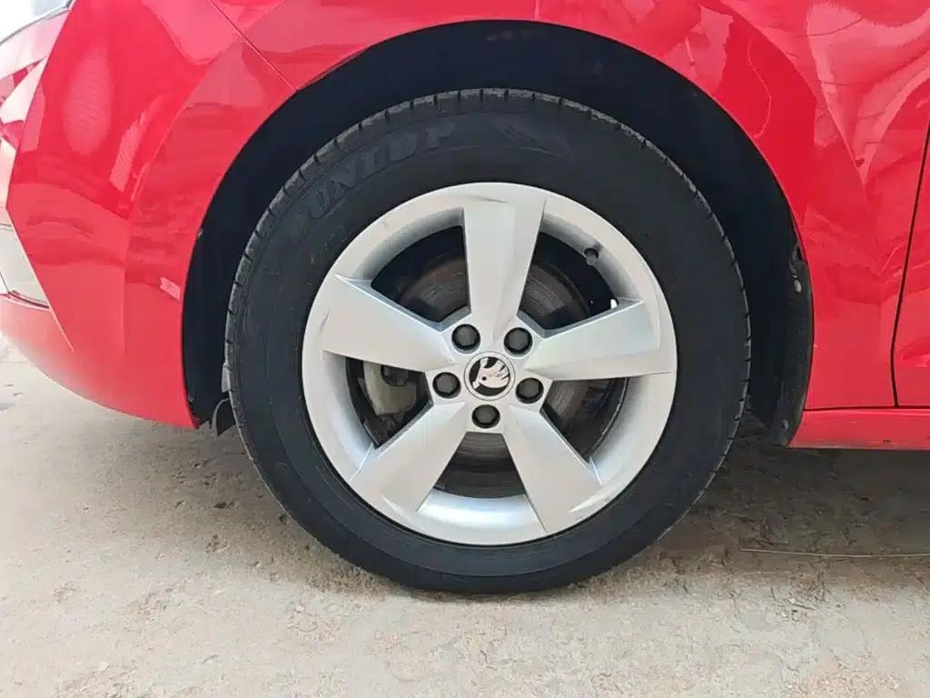 Rapid 2019 Facelift 1.5L Automatic Comfort Edition (China VI Emission Standard) — миниатюра 23