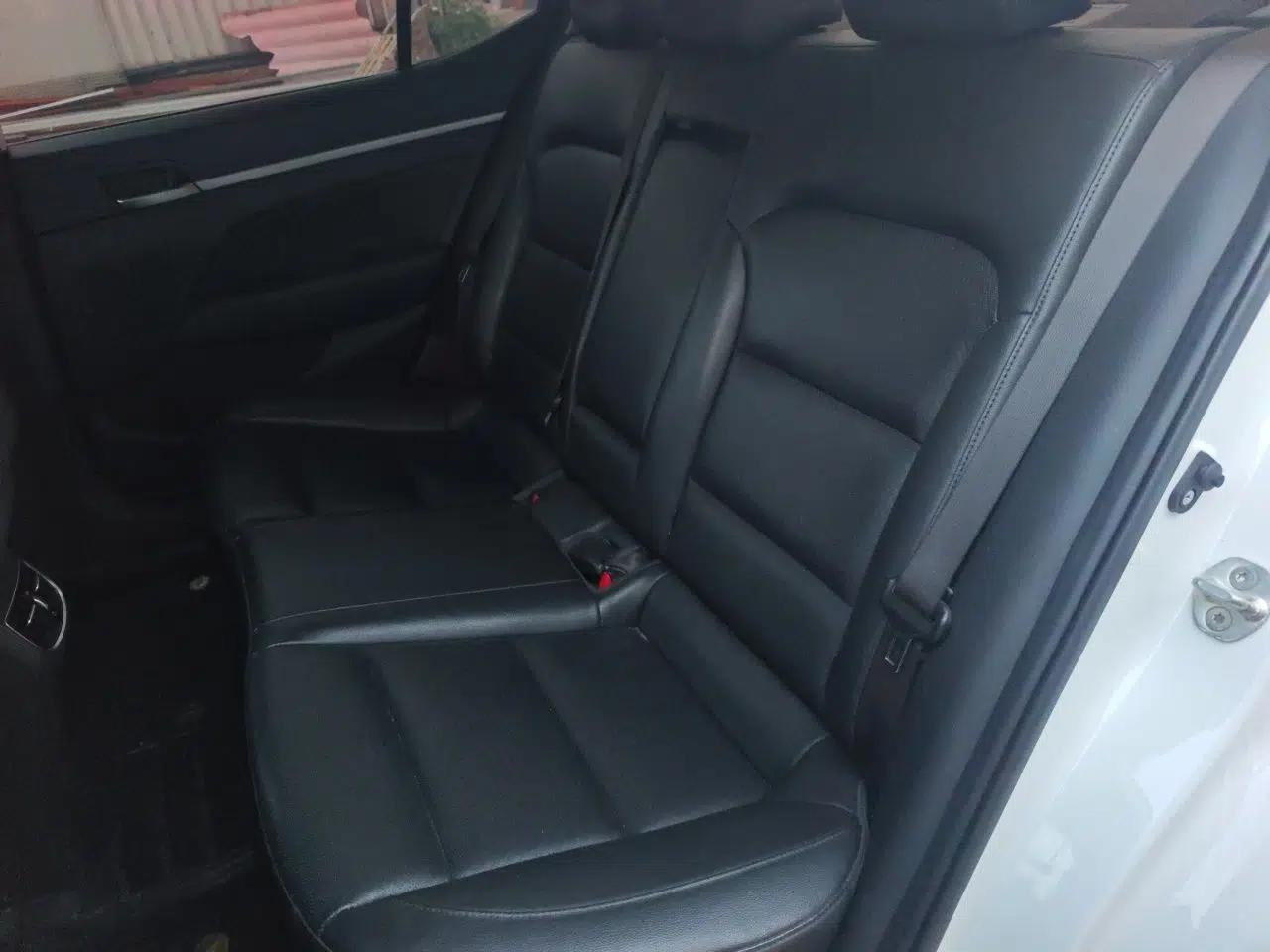 Hyundai Elantra PHEV 2019 1.6L PHX Le Xing Edition — миниатюра 17