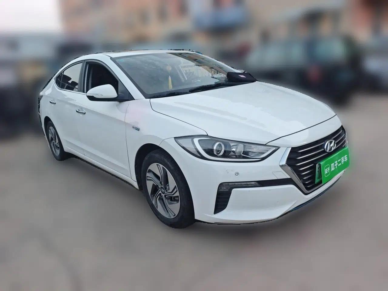 Hyundai Elantra PHEV 2019 1.6L PHX Le Xing Edition — миниатюра 3