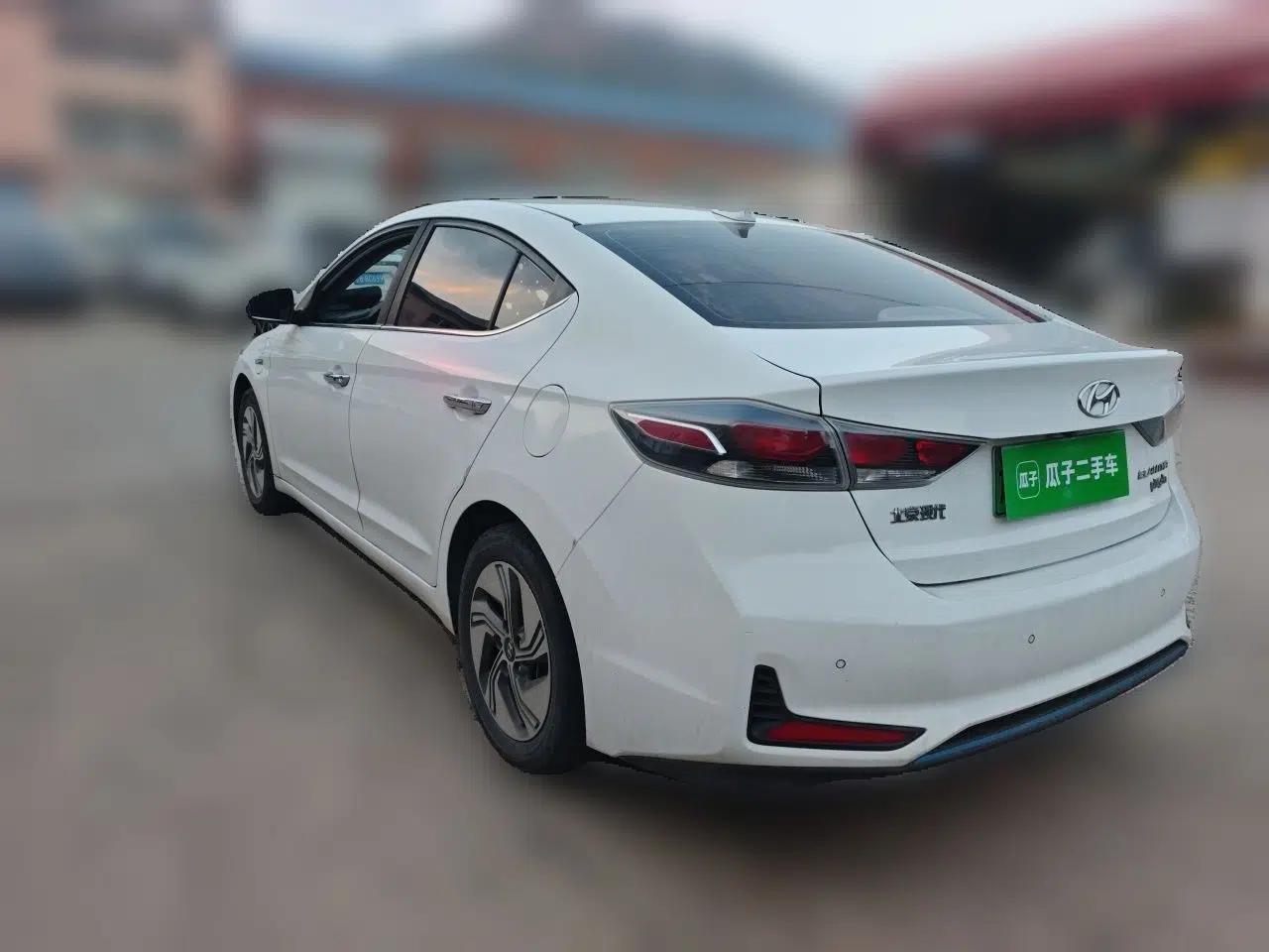 Hyundai Elantra PHEV 2019 1.6L PHX Le Xing Edition — миниатюра 4