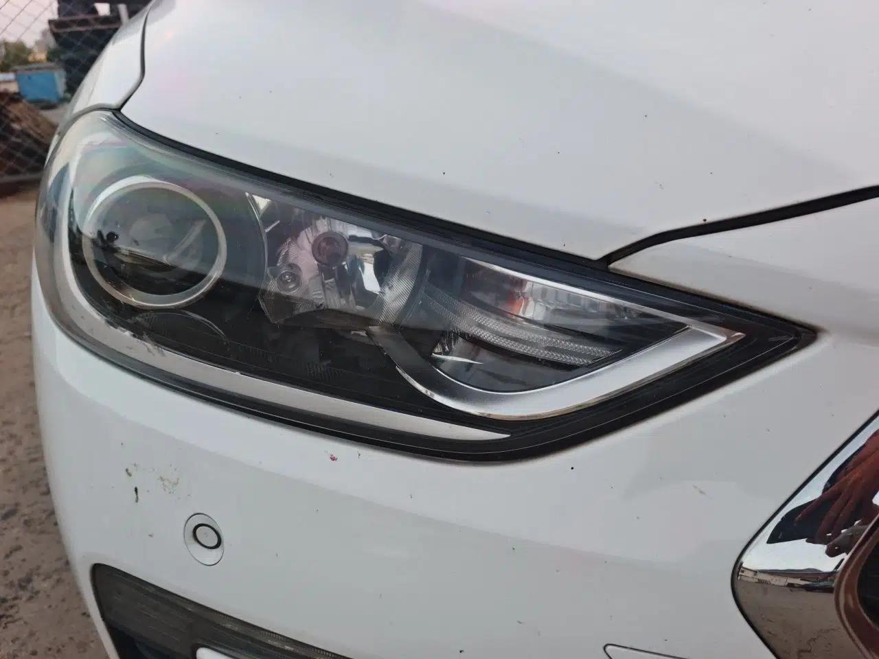 Hyundai Elantra PHEV 2019 1.6L PHX Le Xing Edition — миниатюра 7