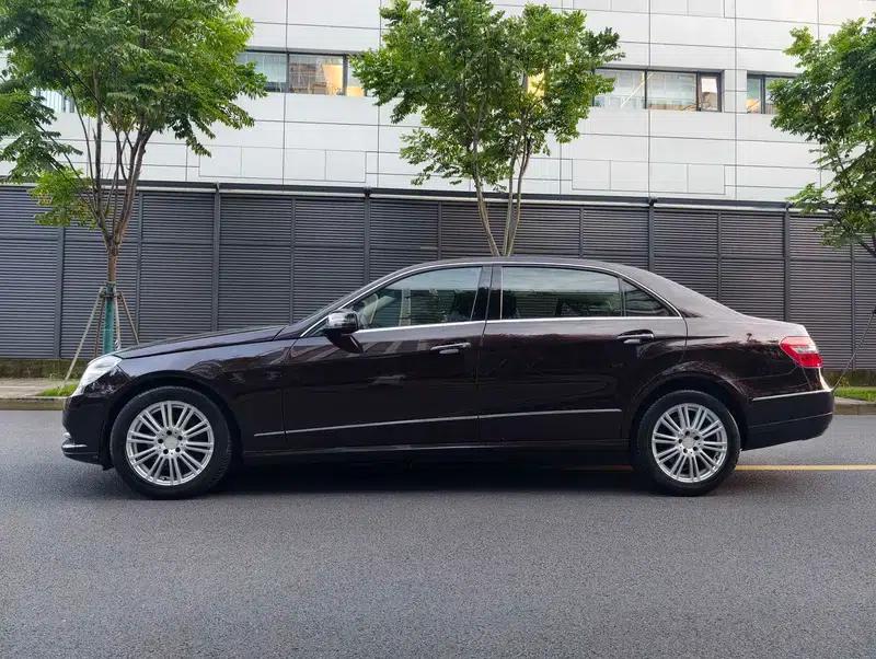Mercedes-Benz E-Class 2011 E 300 L Luxury Edition — миниатюра 4