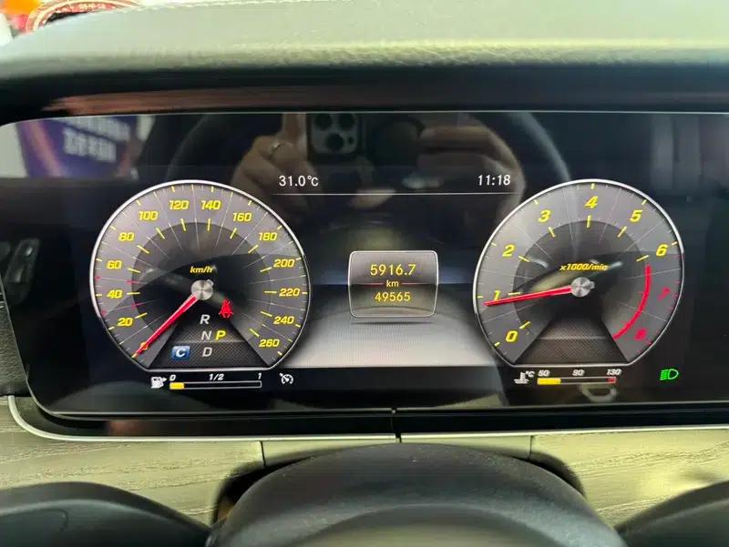 Mercedes-Benz E-Class 2019 Facelift E 300 L Luxury — миниатюра 16