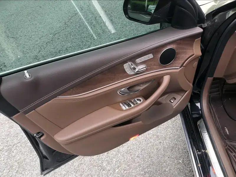 Mercedes-Benz E-Class 2019 Facelift E 300 L Fashion Model — миниатюра 16