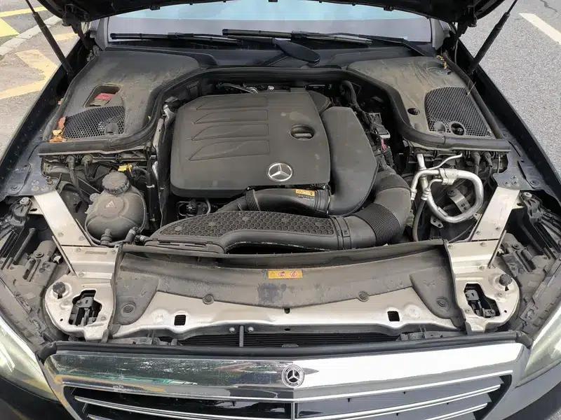 Mercedes-Benz E-Class 2019 Facelift E 300 L Fashion Model — миниатюра 19