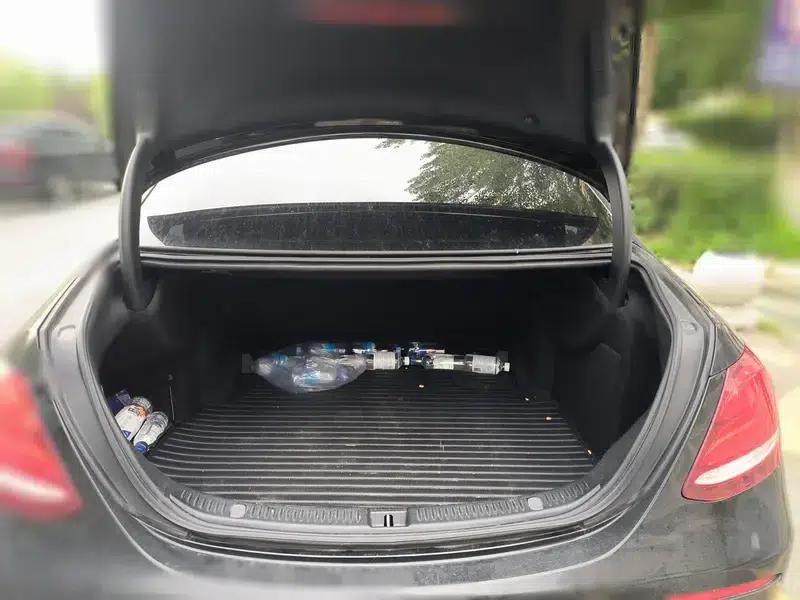 Mercedes-Benz E-Class 2019 Facelift E 300 L Fashion Model — миниатюра 21
