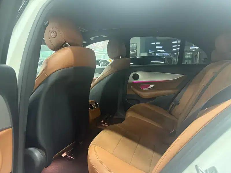 2017 Mercedes-Benz E-Class E 200 Sport 4MATIC — миниатюра 9
