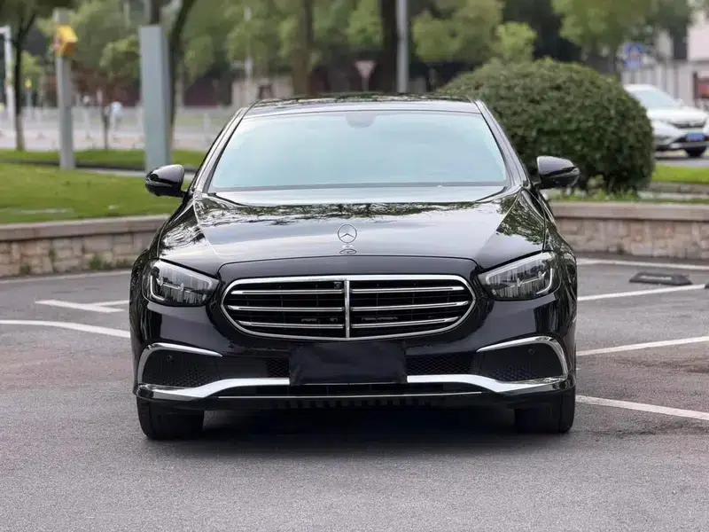 Mercedes-Benz E-Class 2022 E 300 L Luxury Sedan — миниатюра 2