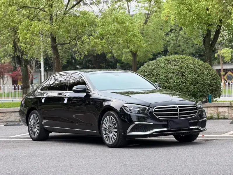 Mercedes-Benz E-Class 2022 E 300 L Luxury Sedan — миниатюра 14