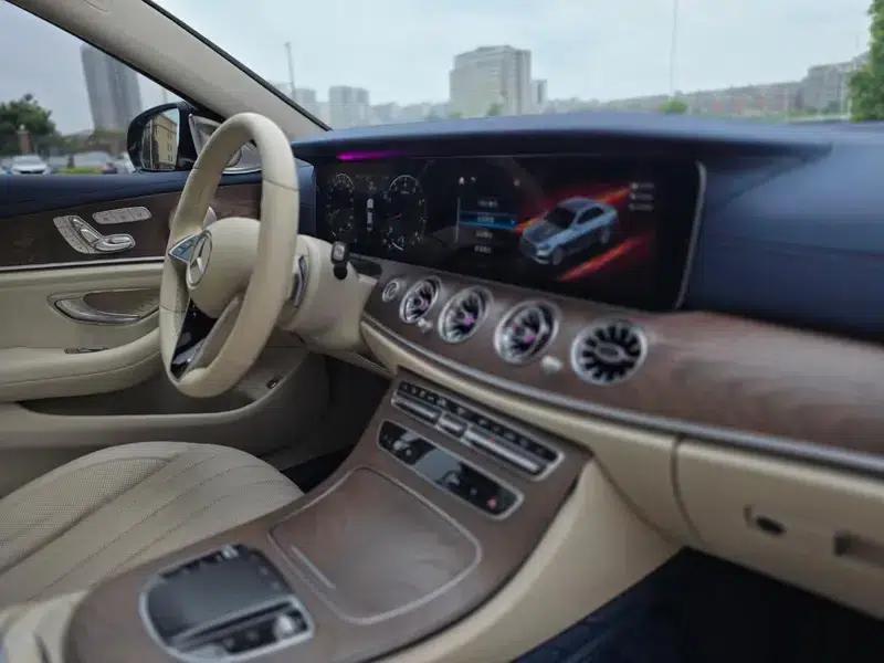 Mercedes-Benz E-Class 2021 E 300 L Premium Sedan — миниатюра 7