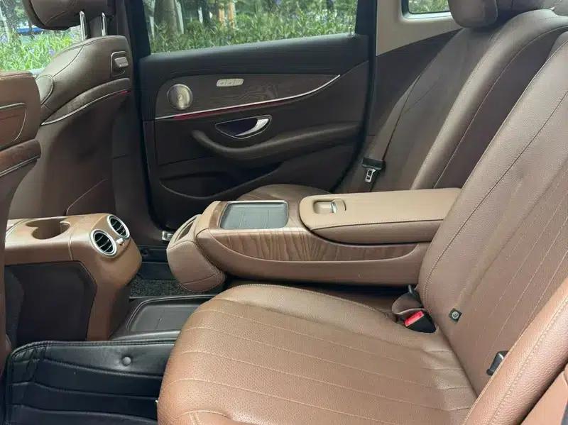 Mercedes-Benz E-Class 2019 E 300 L Fashion Edition — миниатюра 9