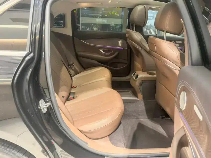 Mercedes-Benz E-Class 2018 Facelift E 300 L Fashion Model — миниатюра 12