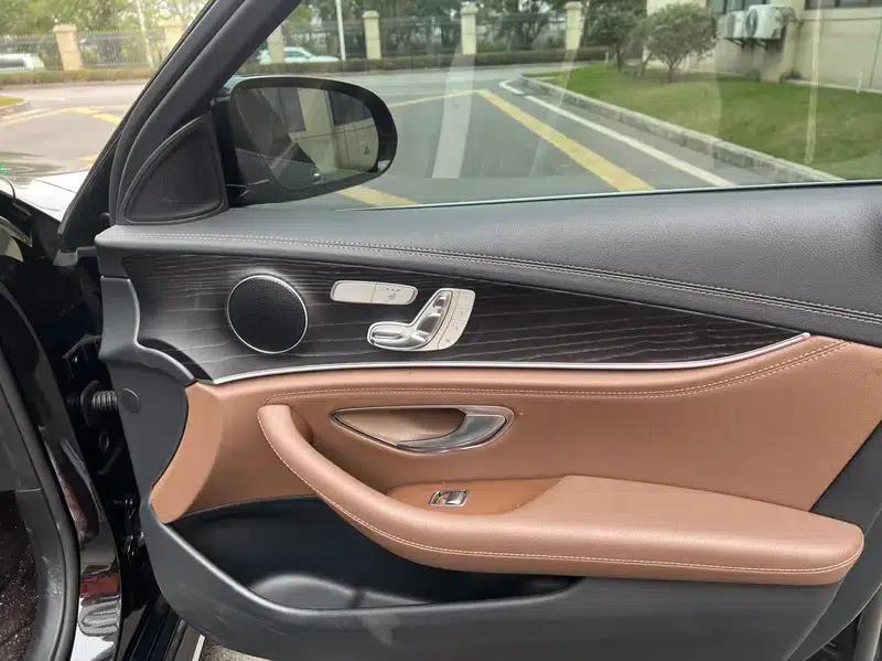 Mercedes-Benz E-Class 2021 E 300 L Fashion Sport Sedan — миниатюра 13