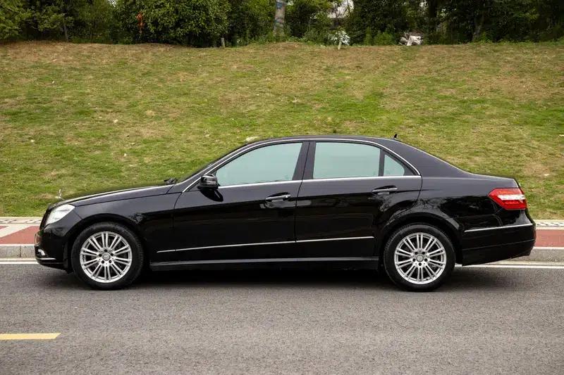 Mercedes-Benz E-Class 2010 E 300 L Fashion Edition — миниатюра 4