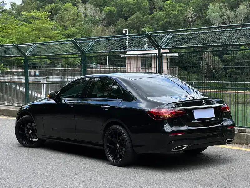 Mercedes-Benz E-Class (Imported) 2022 E 260 Fashion Sport Edition — миниатюра 5