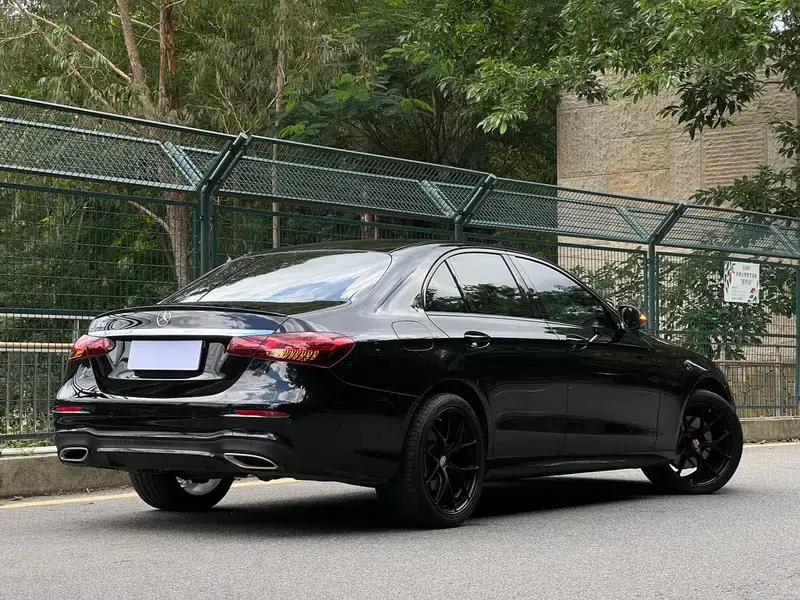 Mercedes-Benz E-Class (Imported) 2022 E 260 Fashion Sport Edition — миниатюра 6