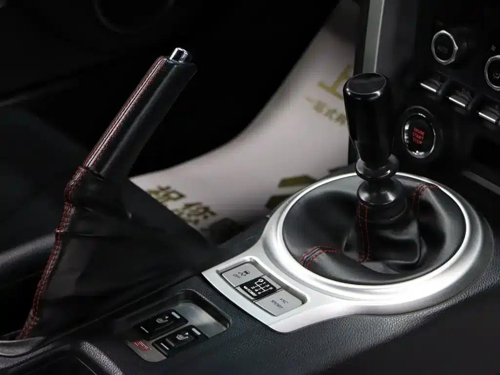 Subaru BRZ 2015 2.0i Manual — миниатюра 17