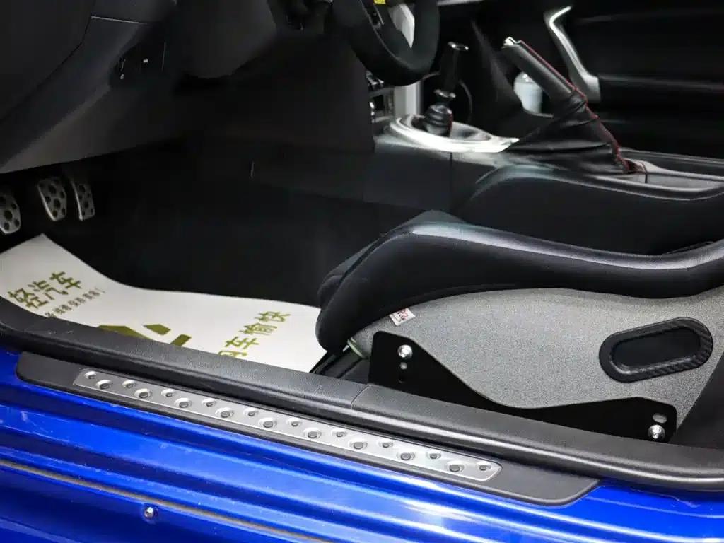 Subaru BRZ 2015 2.0i Manual — миниатюра 23