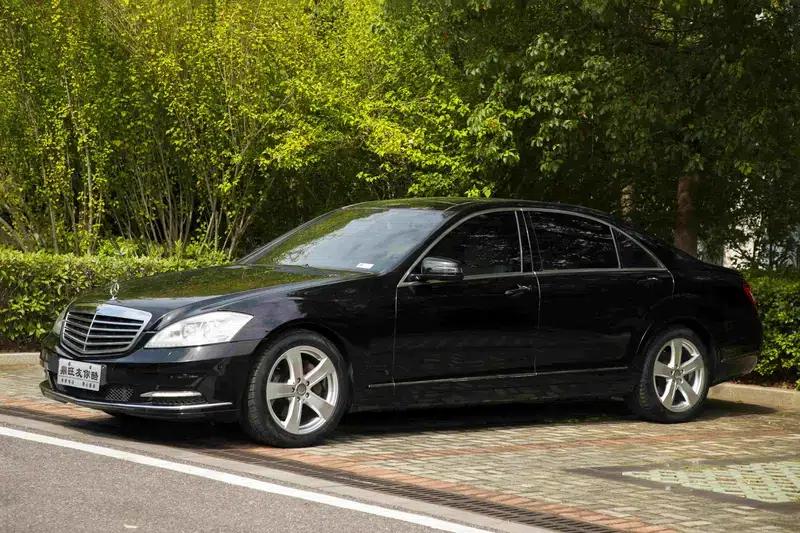 Mercedes-Benz S-Class 2012 S 300 L Grand Edition — миниатюра 1