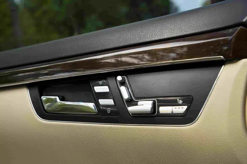 Mercedes-Benz S-Class 2012 S 300 L Grand Edition — миниатюра 13