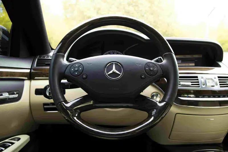 Mercedes-Benz S-Class 2012 S 300 L Grand Edition — миниатюра 22
