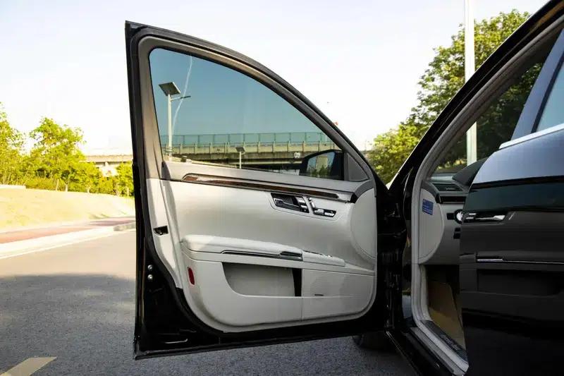Mercedes-Benz S-Class 2012 S 300 L Grand Edition — миниатюра 33