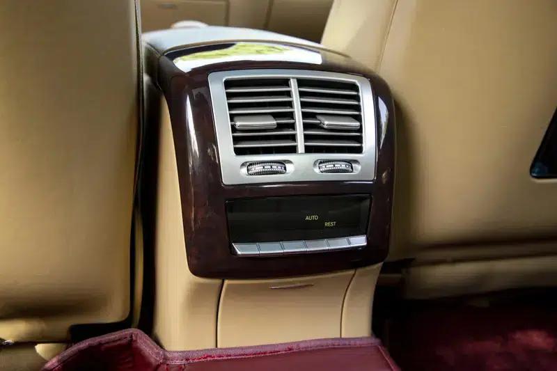 2011 Mercedes-Benz S-Class S 500 L CGI 4MATIC — миниатюра 16