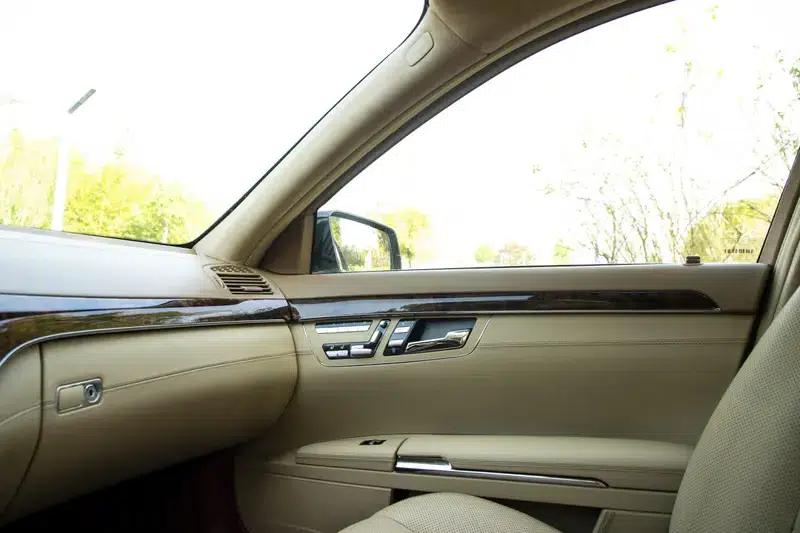 2011 Mercedes-Benz S-Class S 500 L CGI 4MATIC — миниатюра 27