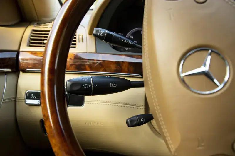 2011 Mercedes-Benz S-Class S 500 L CGI 4MATIC — миниатюра 28