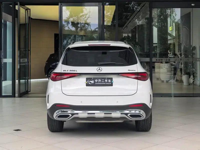 2024 Mercedes-Benz GLC 300 L 4MATIC Dynamic 5-seater — миниатюра 4